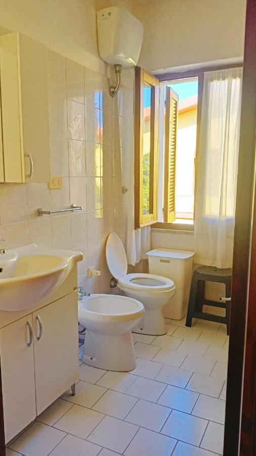 דירות איזולה רוסה Casa Rosa 1 Piano מראה חיצוני תמונה